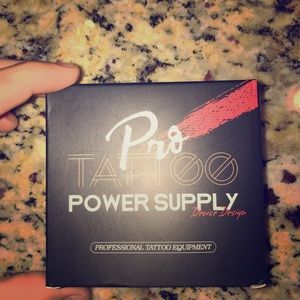 Rotary tattoo gun and kit